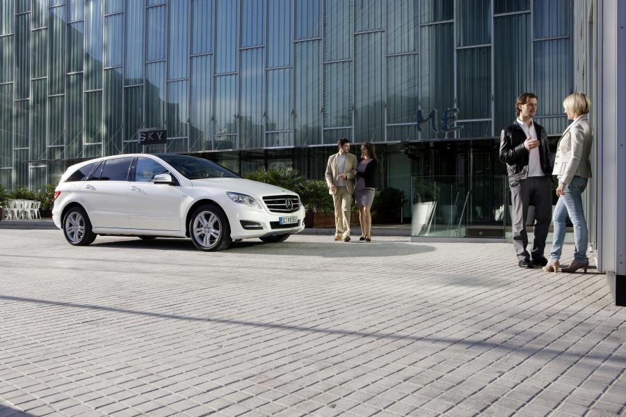  Mercedes-Benz R-Class 2011 года  (фото 46 из 186)